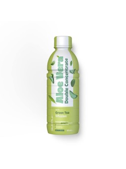 Aloe-Vera-Doppelkonzentrat-Saft und Fruchtfleisch mit Grüntee 675 ml